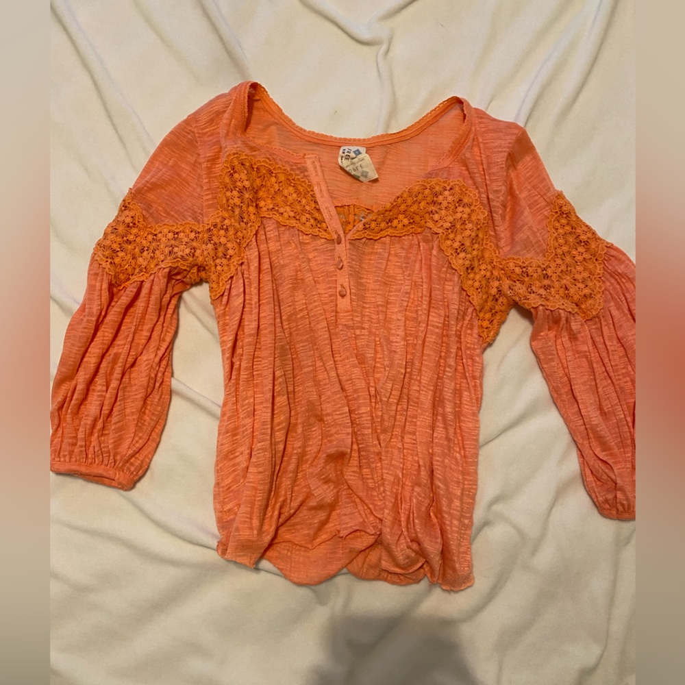 Free people size medium coral blouse
